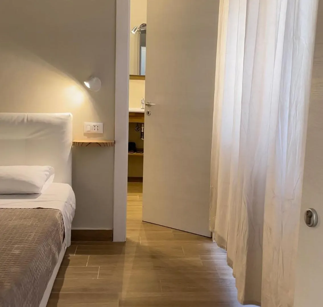 Leone Suite View & Restaurant Palermo Italy